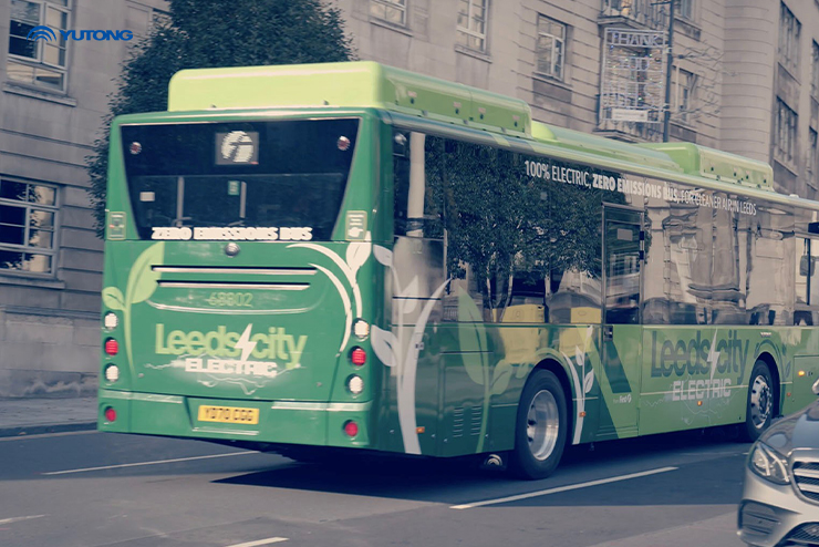 First Bus effettua un ordine record di autobus elettrici Yutong da Pelican Autobus e Pullman