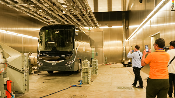 Giornalisti europei alla scoperta dell’innovazione che trasforma il settore nel laboratorio leader mondiale per i veicoli elettrici